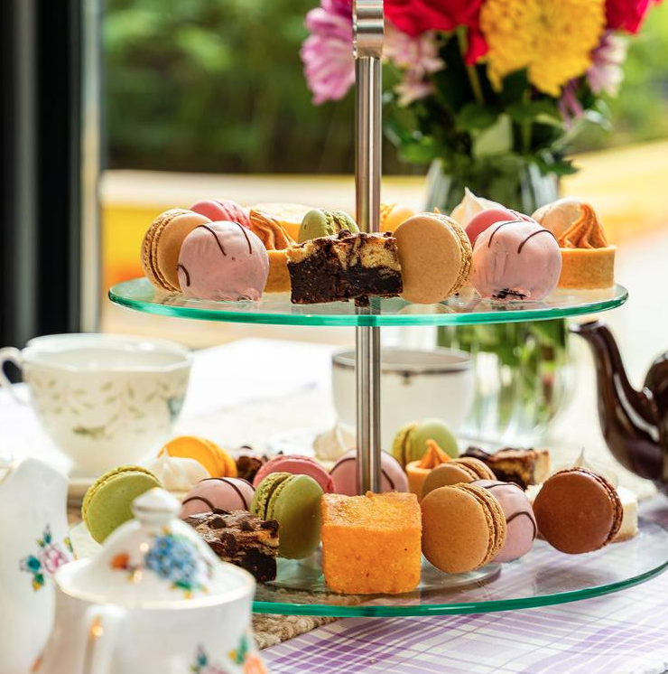 Sippin’ Pre-Tea Afternoon